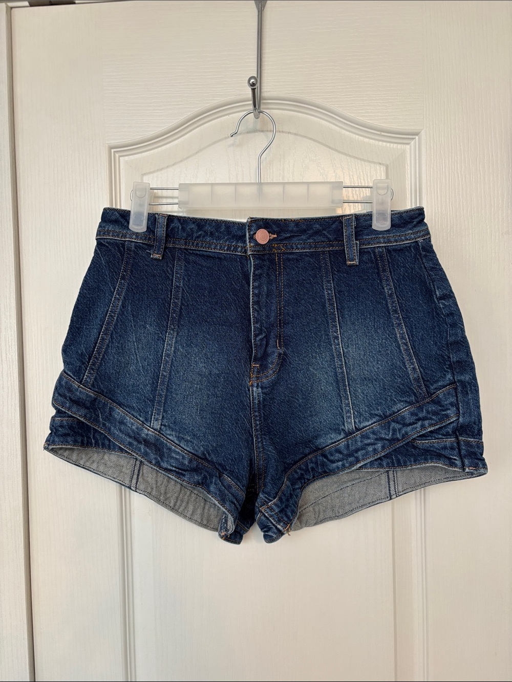 We The Free/Free People Crvy Mona High Rise Shorts In Bombay Blue size 28 - Picture 3 of 7